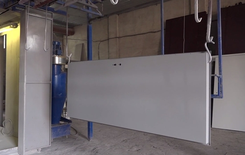 Покрашенное полотно