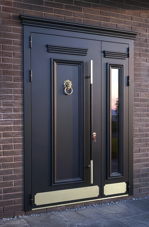 Дверь с металлобагетом Дверь с металлобагетом