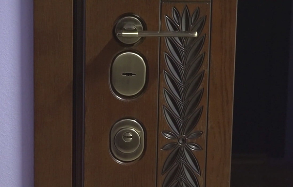 Замки Замки