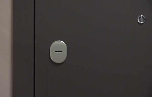 Сувальдный замок