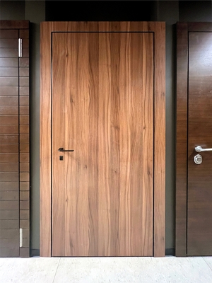 Входная дверь с отделкой гладким МДФ