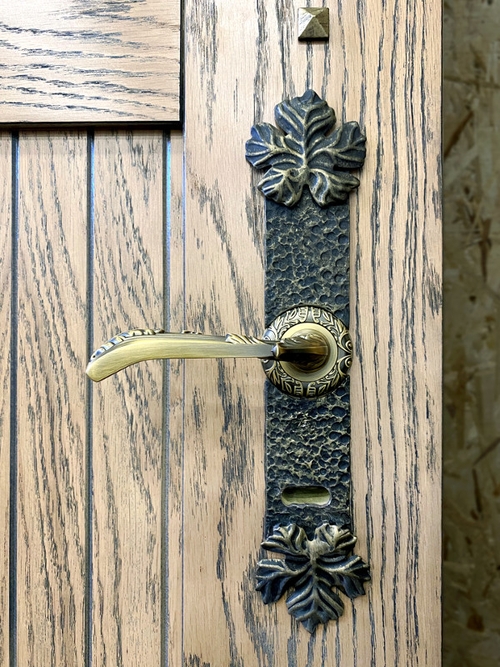 Дверная ручка Дверная ручка