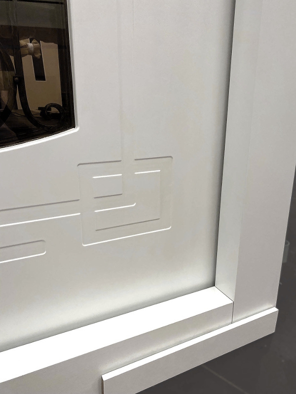 Фрезеровка на внутренней панели Фрезеровка на внутренней панели