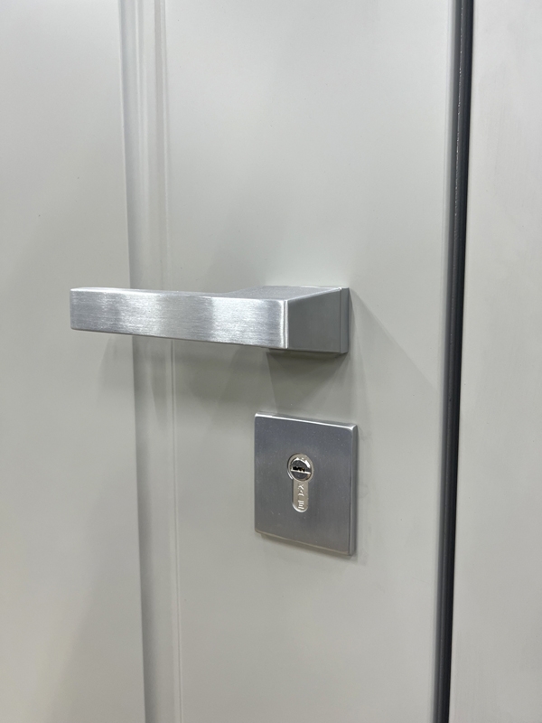 Фурнитура Фурнитура