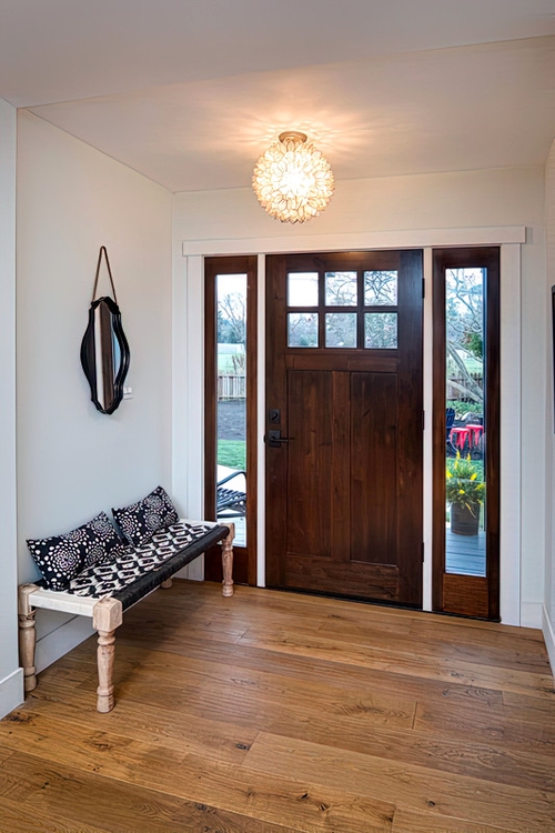 Металлическая дверь со стеклопакетами