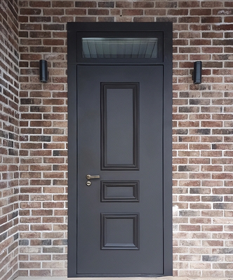 Металлобагетная дверь с фрамугой