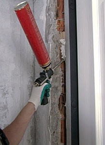 Сколько сохнет монтажная пена при установке входных дверей?