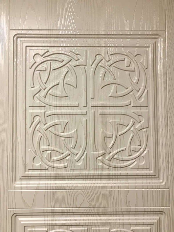 Рисунок на внешней панели Рисунок на внешней панели