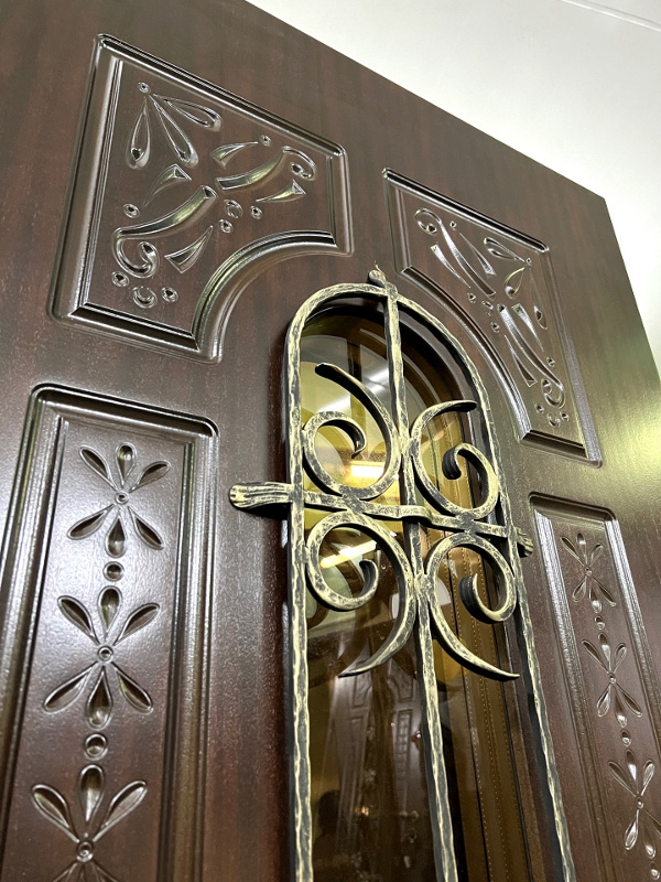 Внешняя сторона двери Внешняя сторона двери